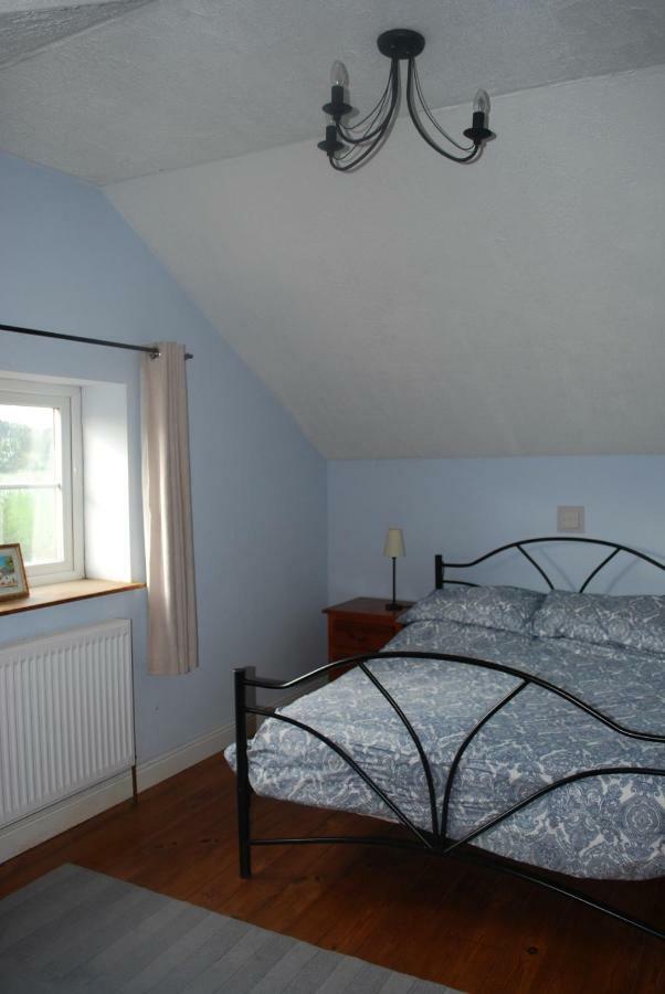 Ty Gylfinir Villa Llandegla Exterior photo