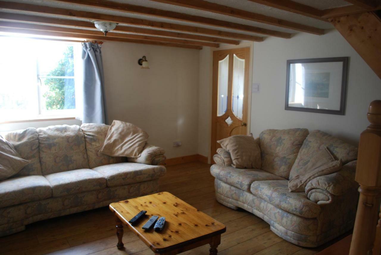 Ty Gylfinir Villa Llandegla Exterior photo